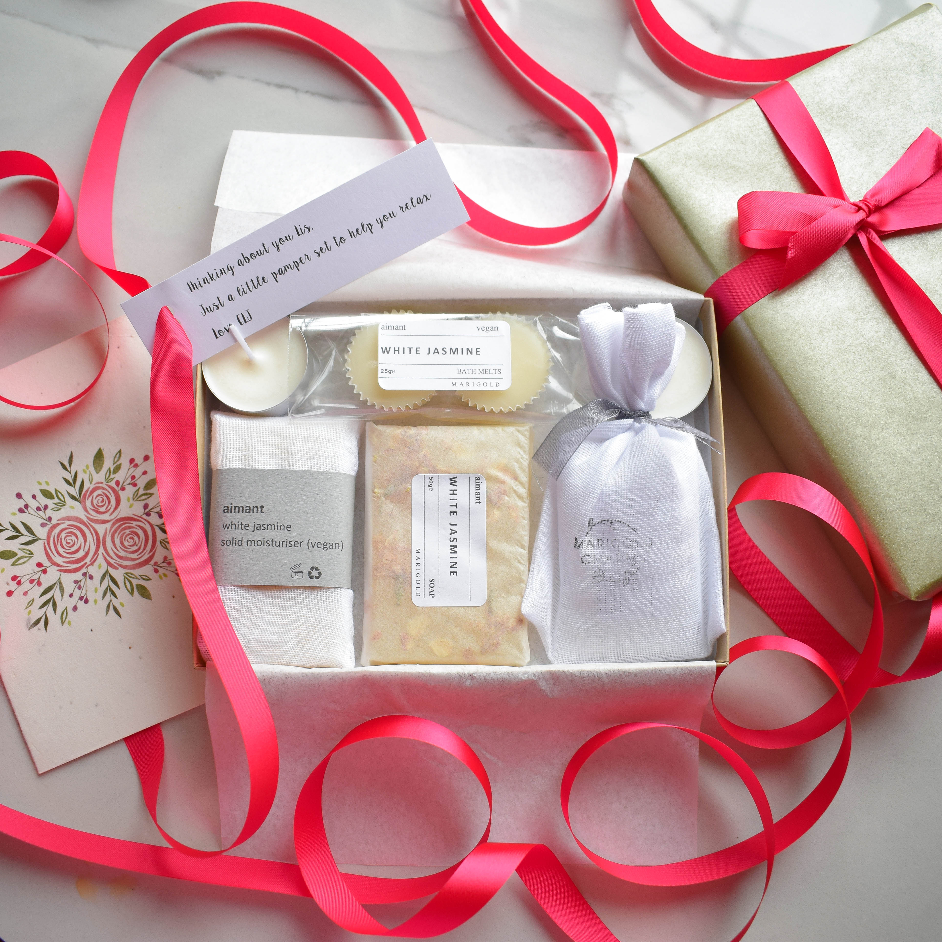 Marigold Charms Letterbox Spa Set Regalo vegano