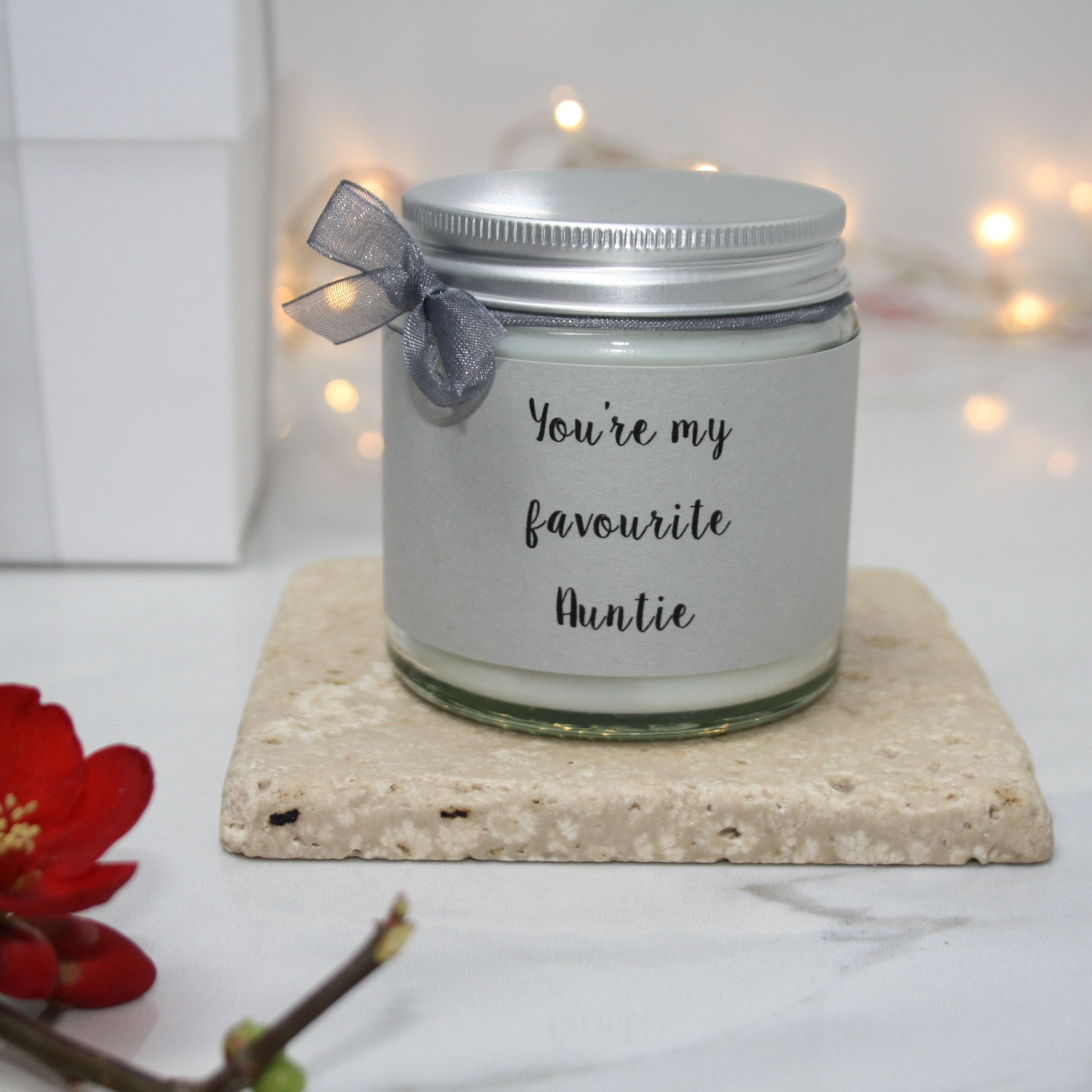 Marigold Charms Favourite Auntie candela profumata gelsomino bianco