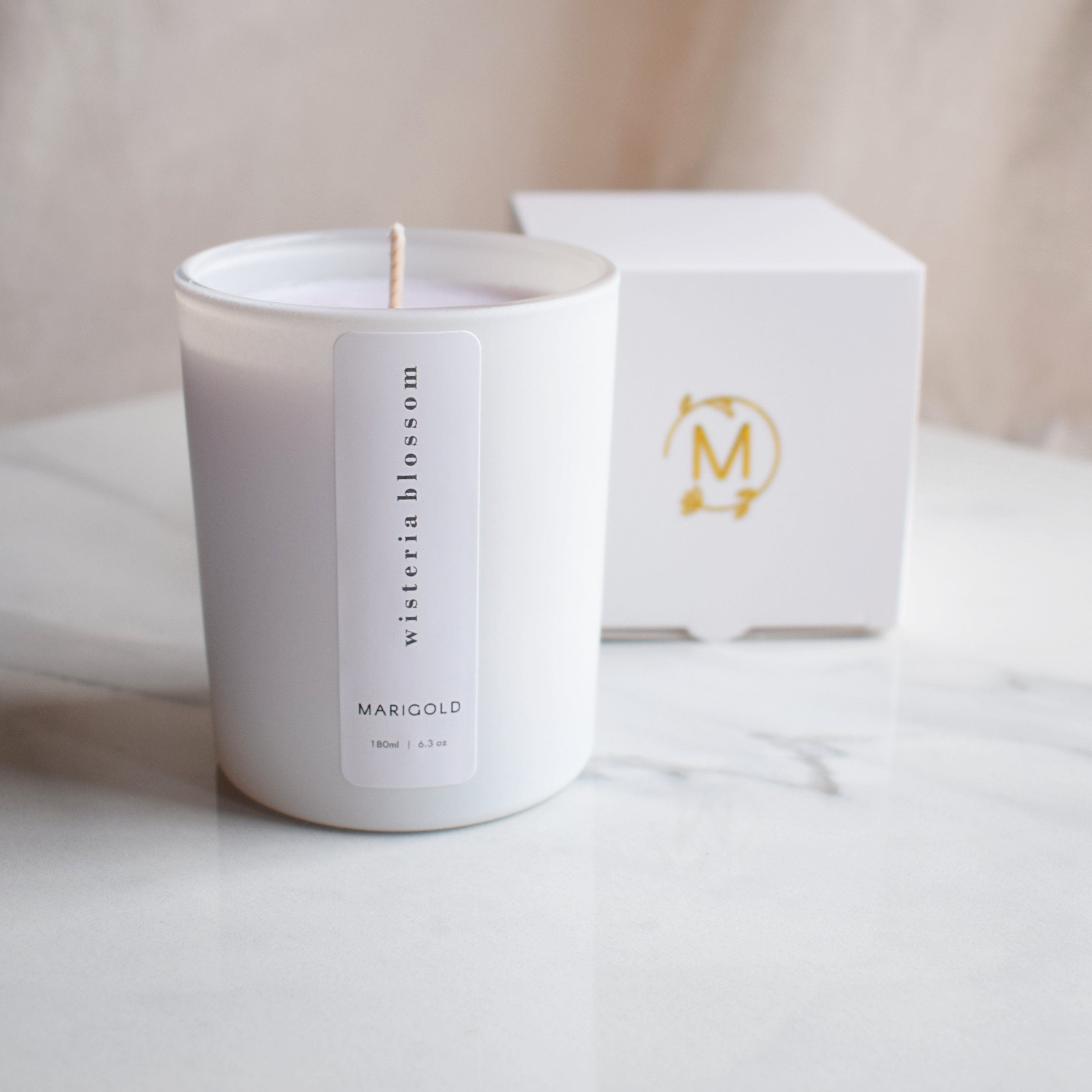Marigold Charms Wisteria Blossom candela soia 180 ml glicine