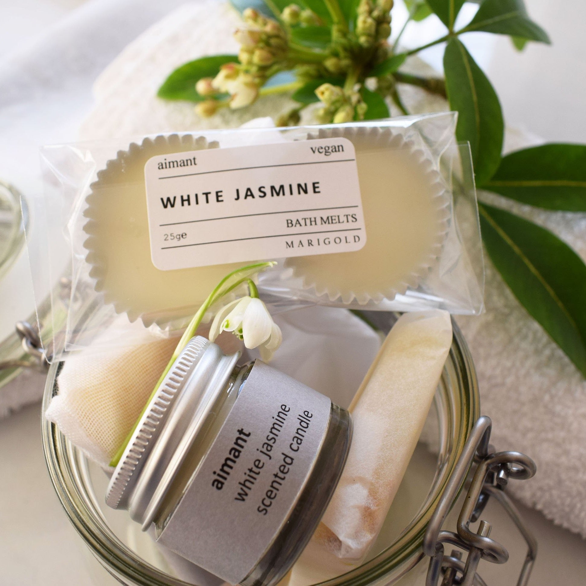 Marigold Charms Vegan Spa in a Jar set regalo gelsomino bianco