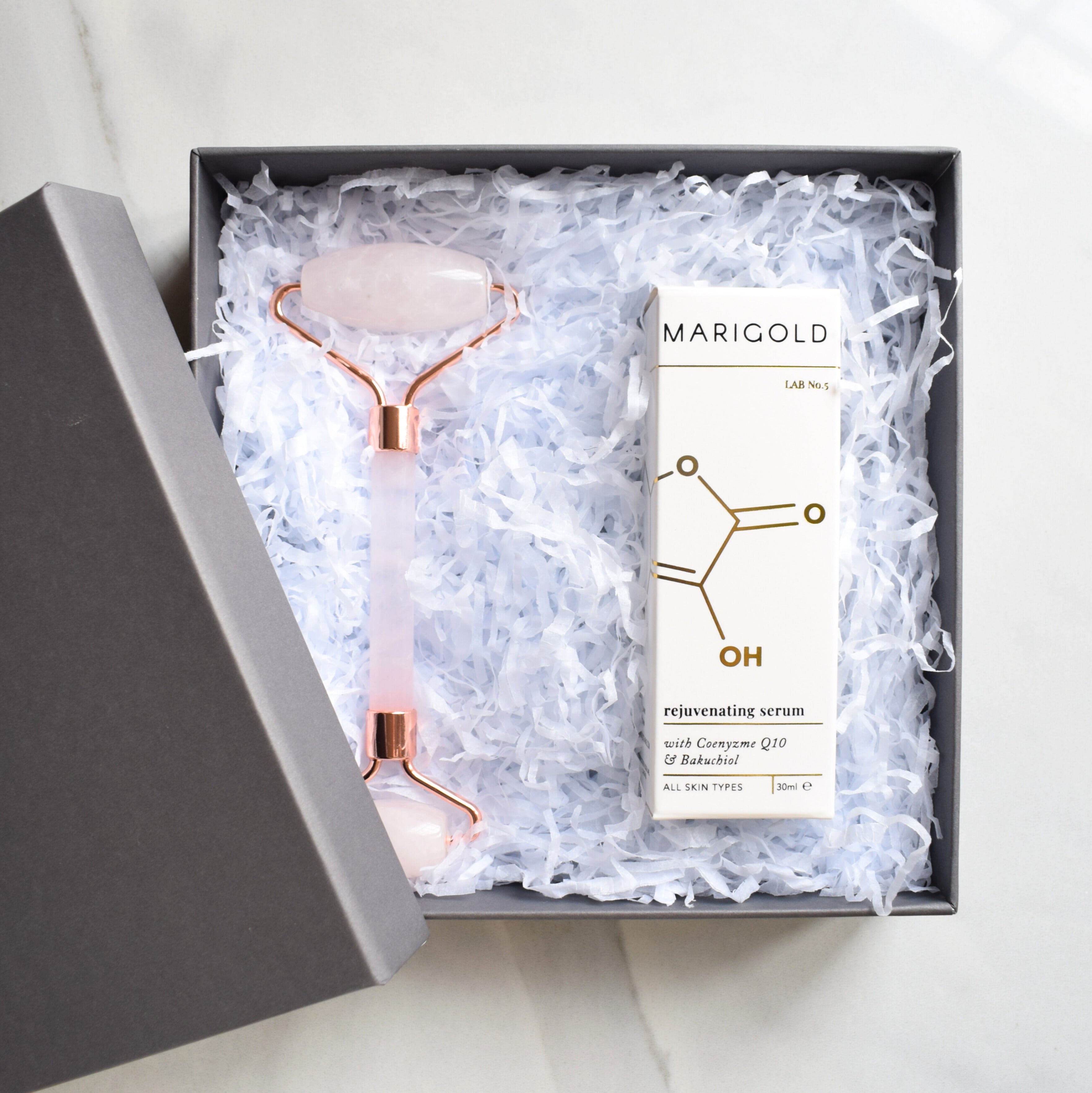Marigold Charms Rose Quartz Glow Set siero viso 30ml al bakuchiol