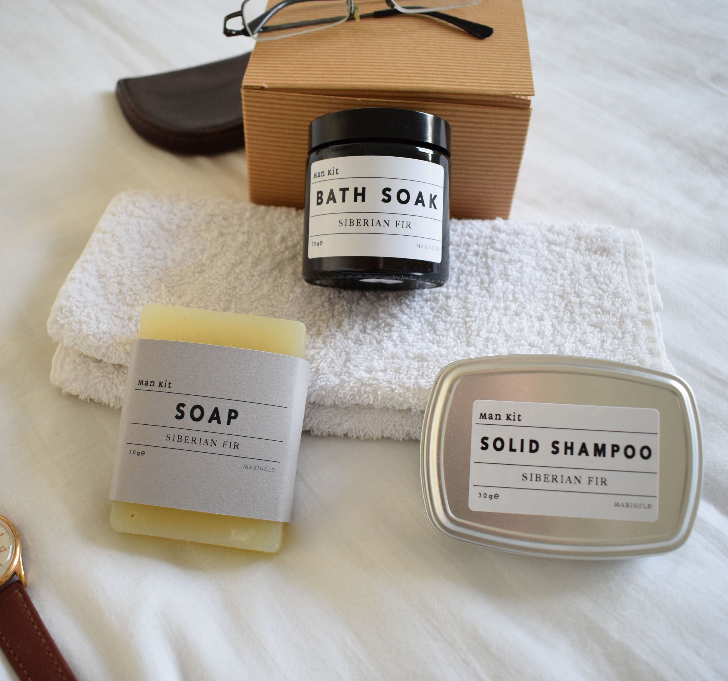 Marigold Charms Mens Grooming Gift Collection set regalo Sandalwood