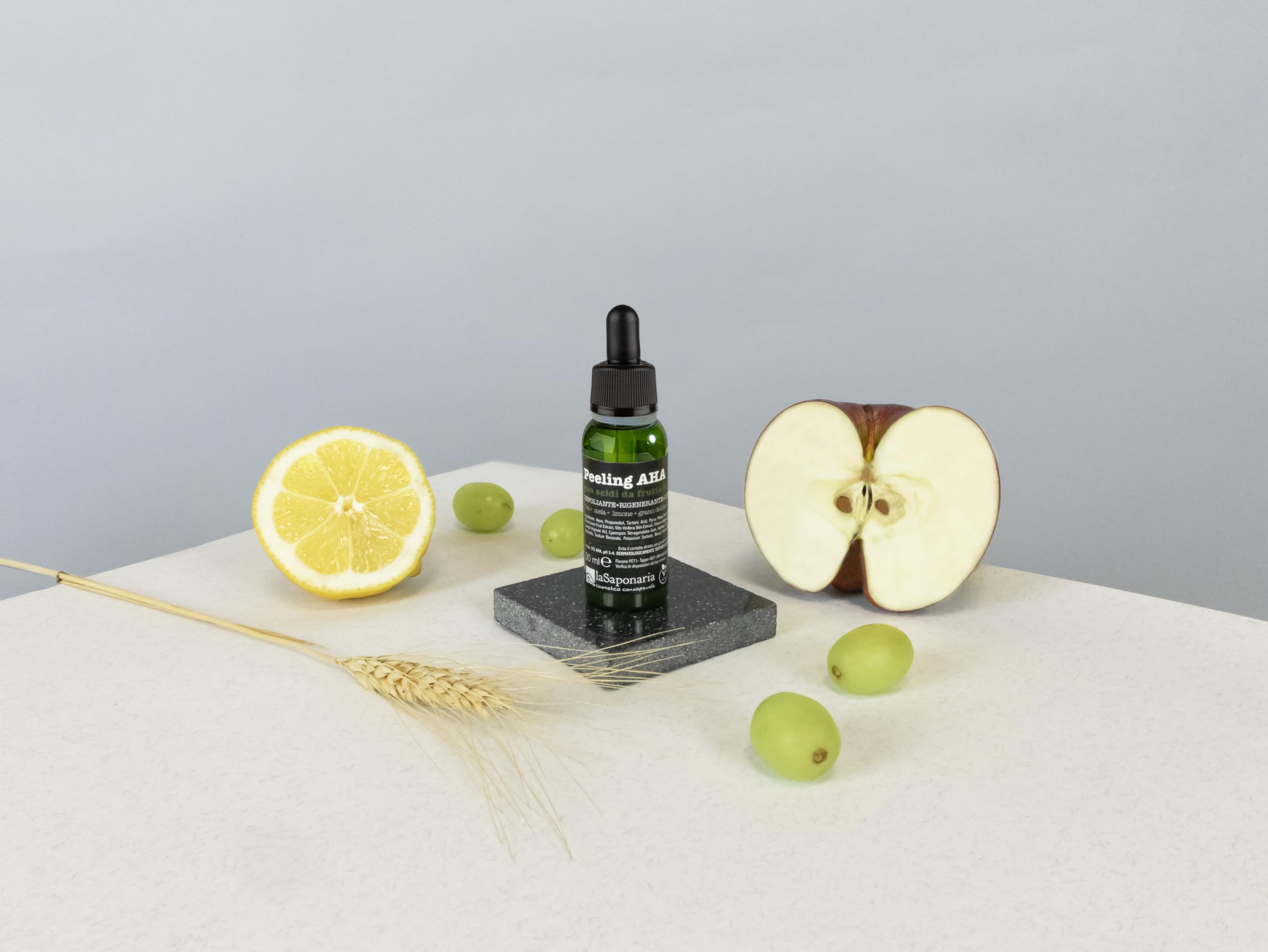LaSaponaria Attivi Puri AHA Peeling Esfoliante Viso 30 ml