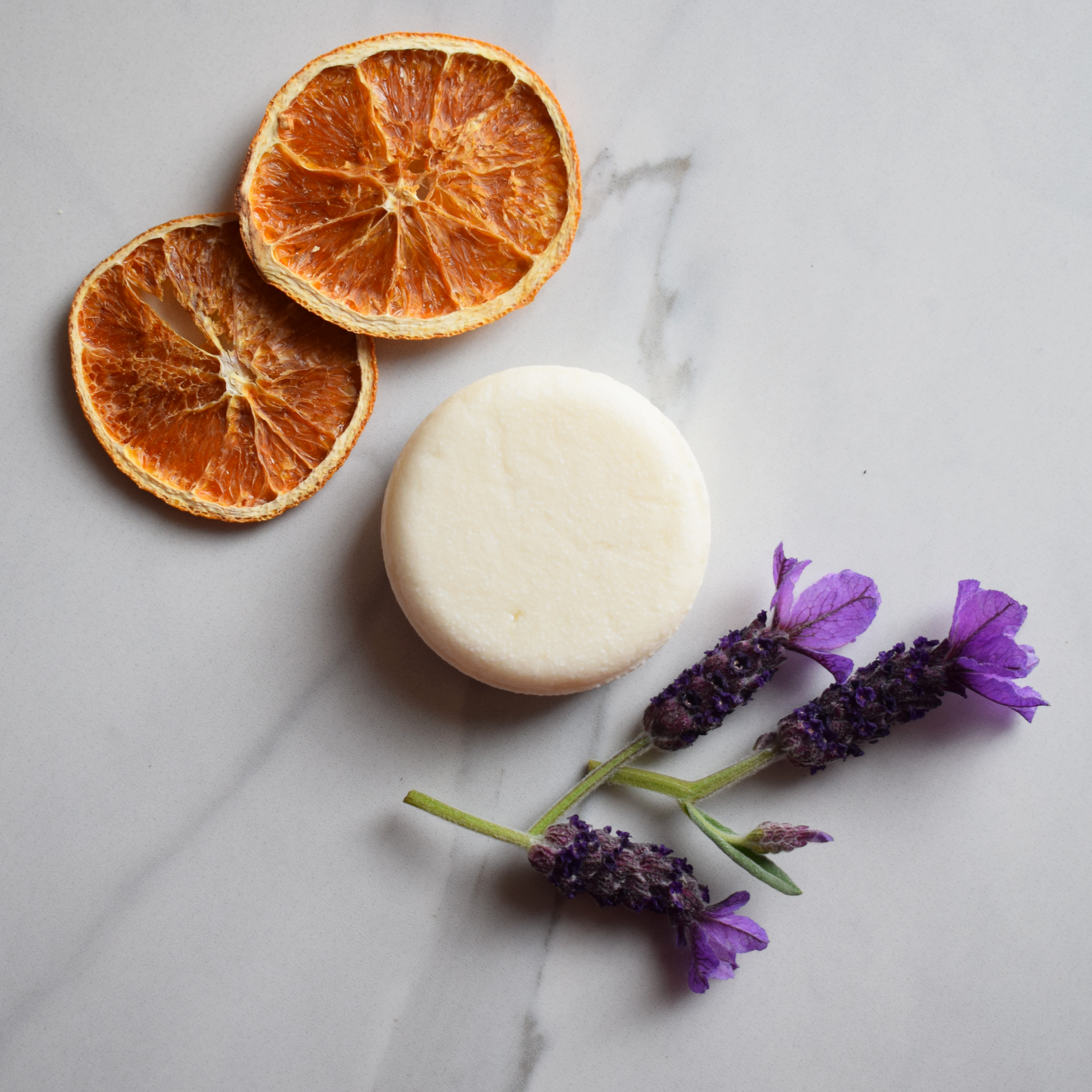 Marigold Charms Lavender Ylang Ylang Sweet Orange shampoo solido ricci