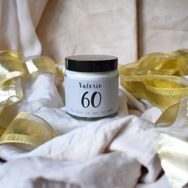 Marigold Charms 60th Birthday candela profumata 120ml personalizzata