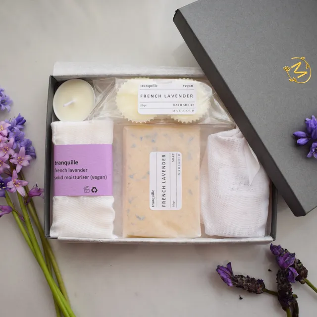 Marigold Charms Lavender Apothecary cofanetto lavanda 35g