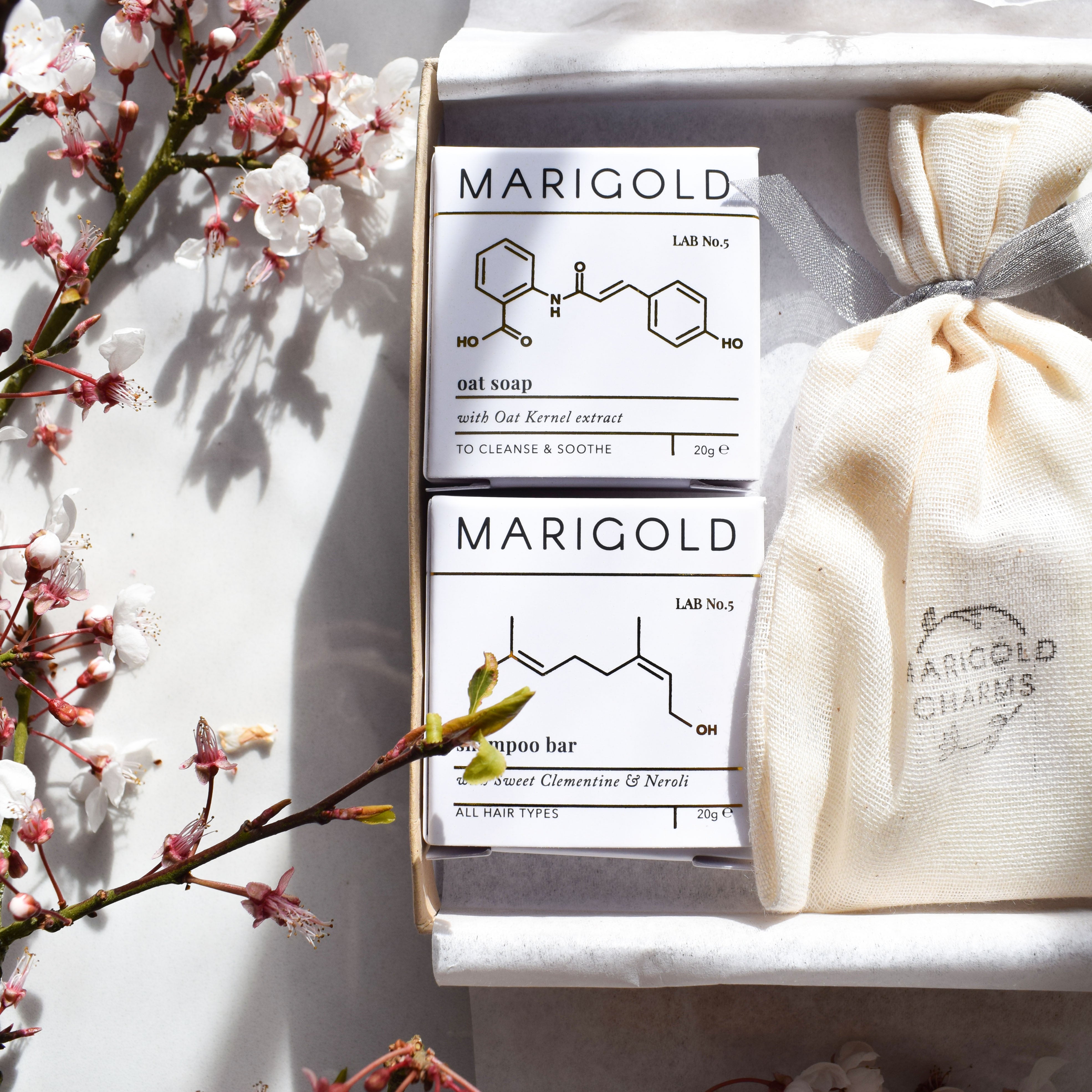 Marigold Charms Relaxation Wellness set letterbox gelsomino