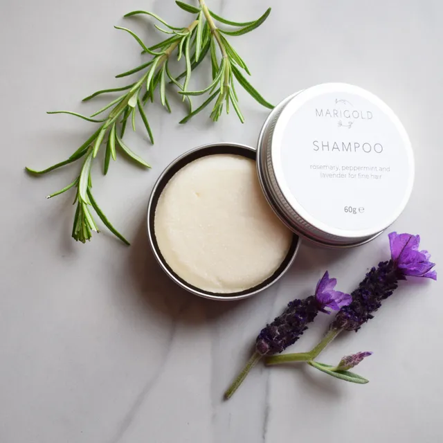 Marigold Charms Rosemary Peppermint Lavender shampoo solido fini