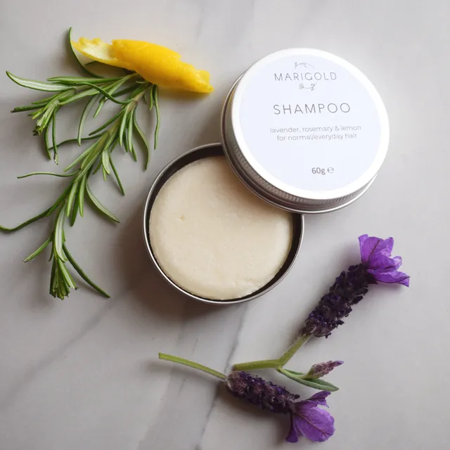 Marigold Charms Lavender Shampoo Solido 60 g capelli normali