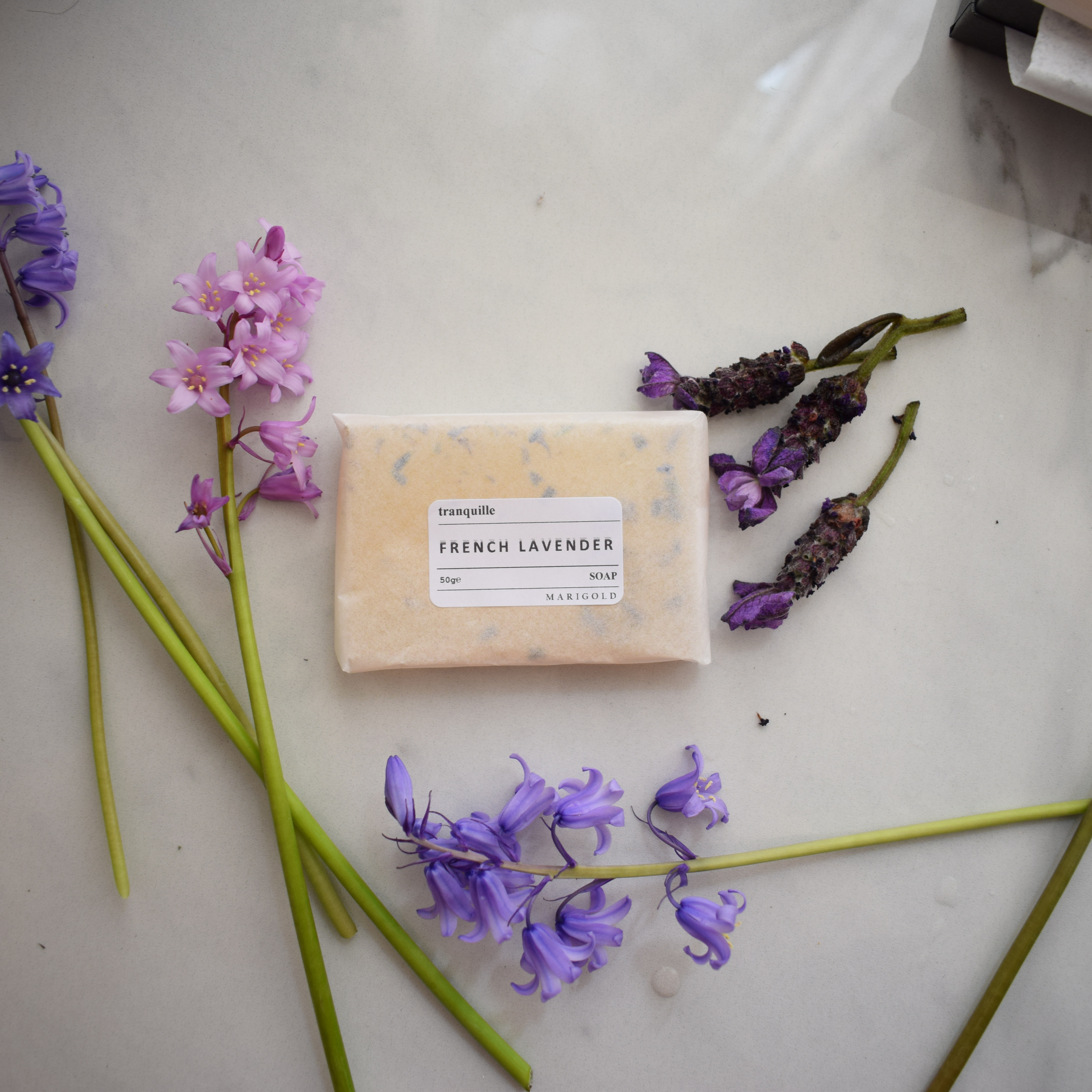 Marigold Charms Lavender Apothecary cofanetto lavanda 35g