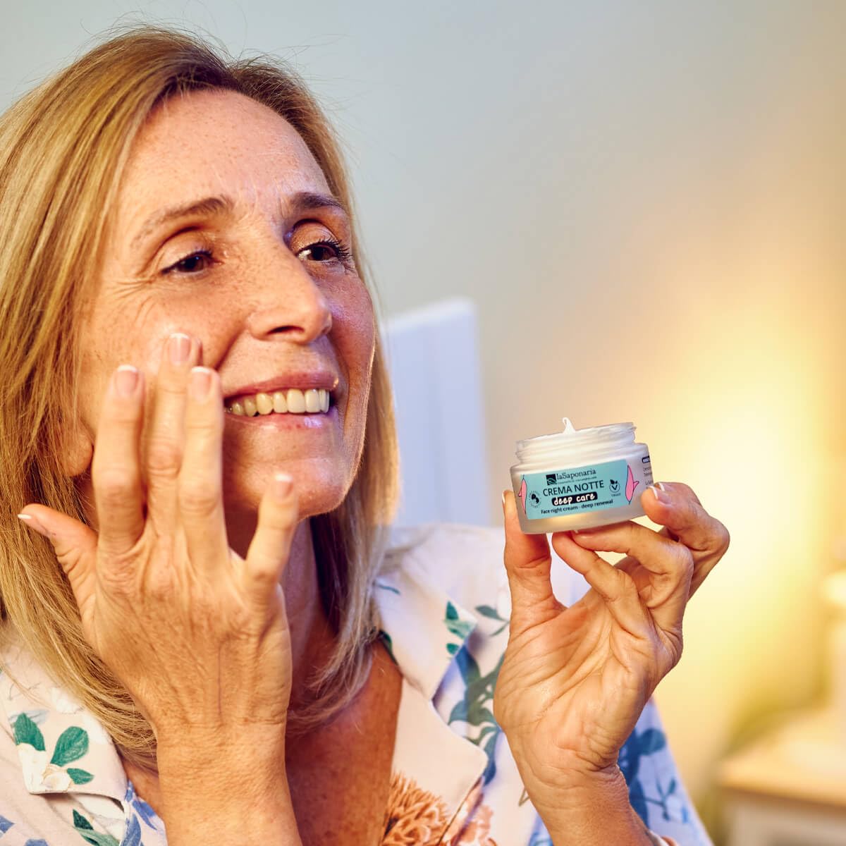 La Saponaria Crema Viso Notte Antirughe AHA e Peptidi 50 ml pelli mature