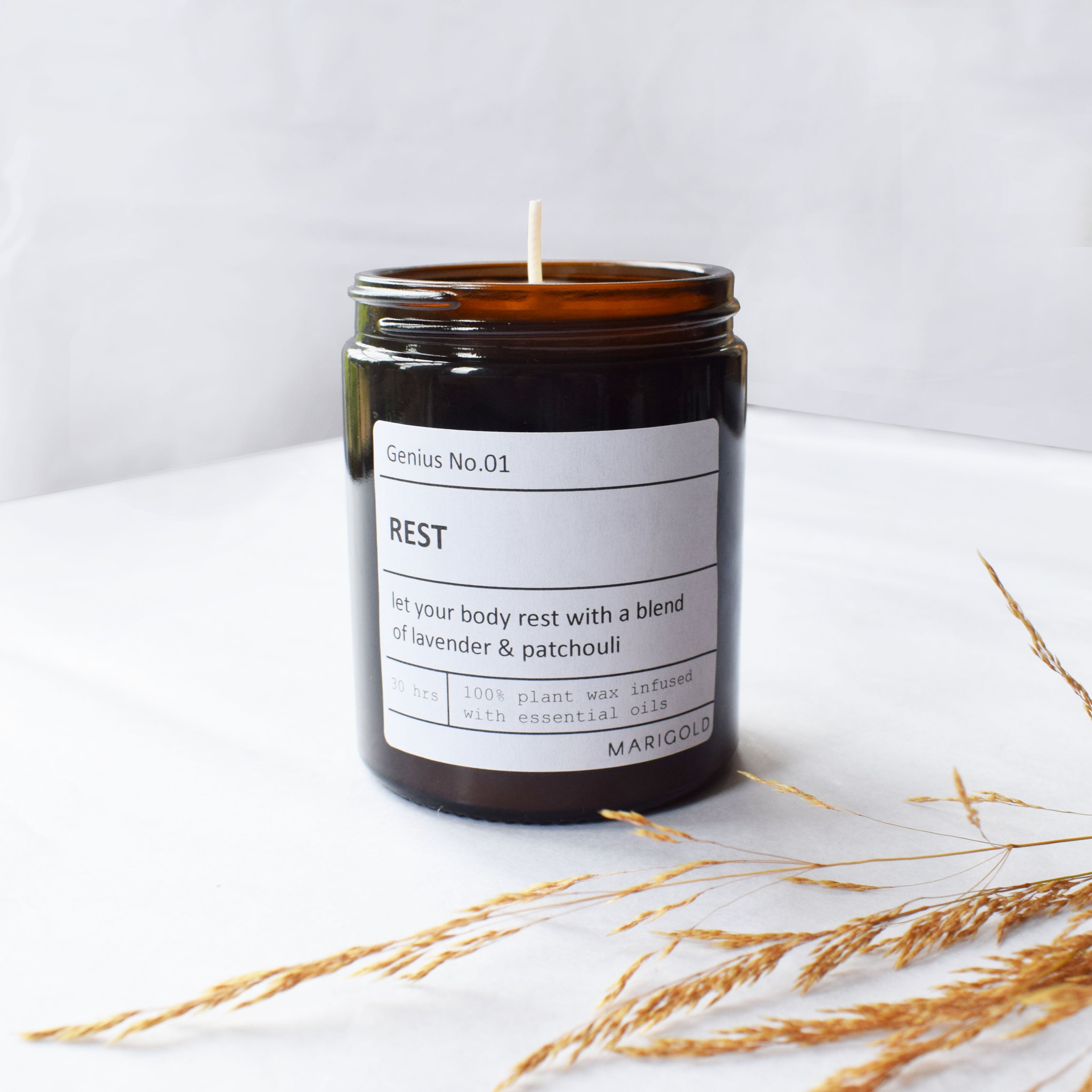 Marigold Charms Rest Genius 01 candela lavanda 180 ml